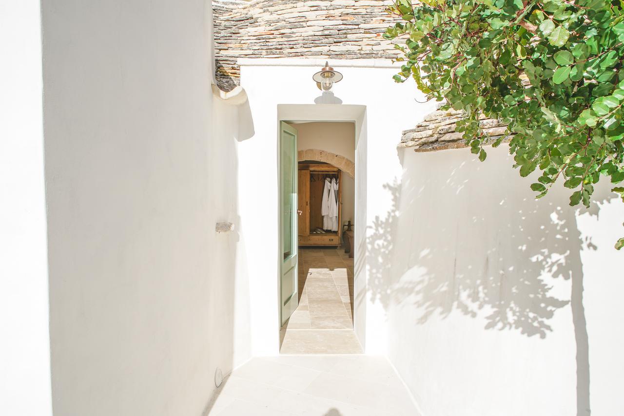 アルベロベッロ Trullo Essenza-Trulli Anti Charme & Relax Bed & Breakfast エクステリア 写真