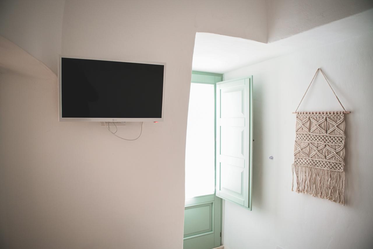 アルベロベッロ Trullo Essenza-Trulli Anti Charme & Relax Bed & Breakfast エクステリア 写真